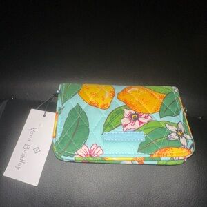 🩵💛 Vera Bifold Wallet 🩷